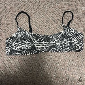 Xhilaration bathing suit top size XL from target